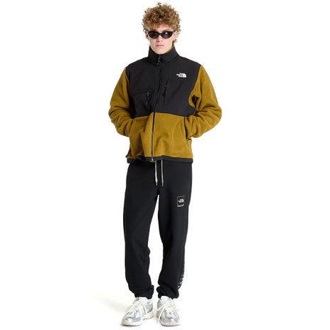 The North Face Retro Denali Jacket in Moss Green/Black