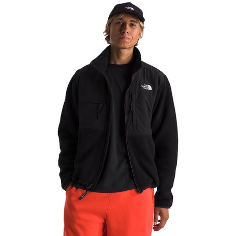 The North Face Retro Denali Jacket in TNF Black