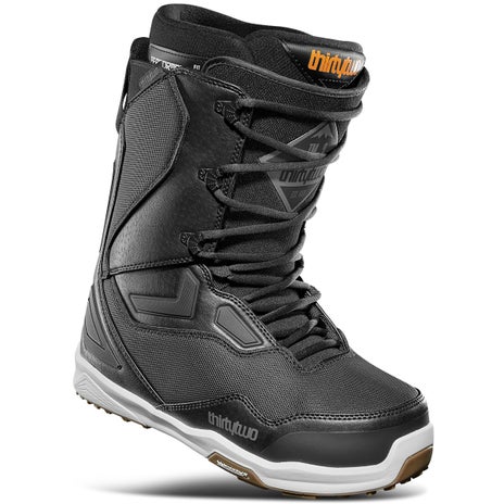 Thirty Two TM-2 Snowboard Boots in Black/White/Gum