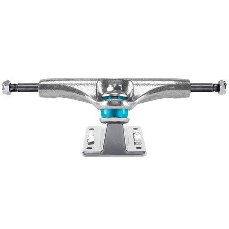 Thunder Polished Hollow II Skateboard Trucks in Polished