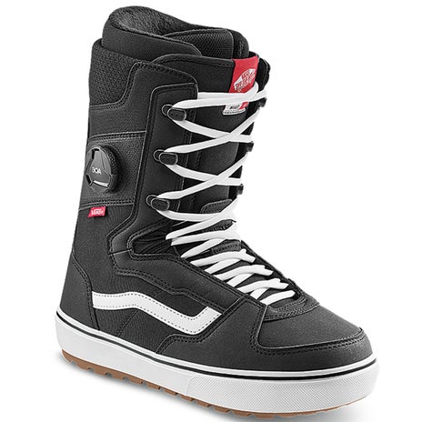 Vans Invado OG Snowboard Boots in Black/White