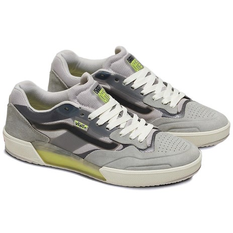 Vans Skate AVE 2.0 Shoe in Medium Grey