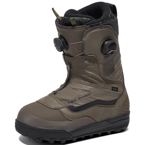 Vans Verse X Parker Szumowski Snowboard Boots in Black/Bungee Cord
