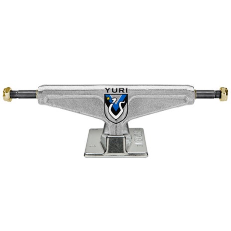 Venture V-Hollow Yuri Facchini Pro Skateboard Trucks in Facchini