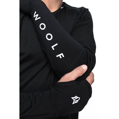 Woolf Svarthetta L/S Performance Base Layer in Black