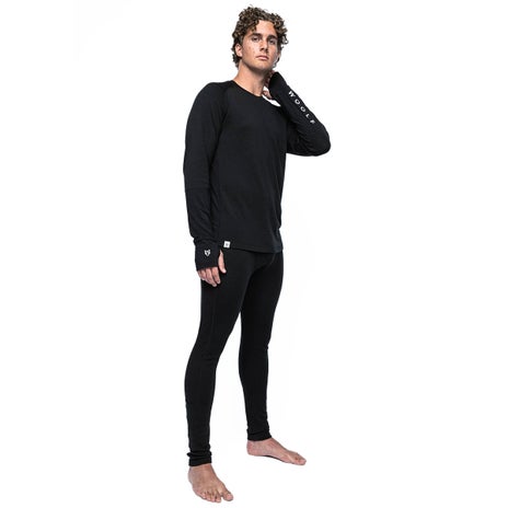 Woolf Svarthetta L/S Performance Base Layer in Black